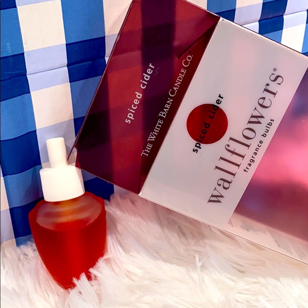 Wallflower Single Diffuser Refill SPICED CIDER